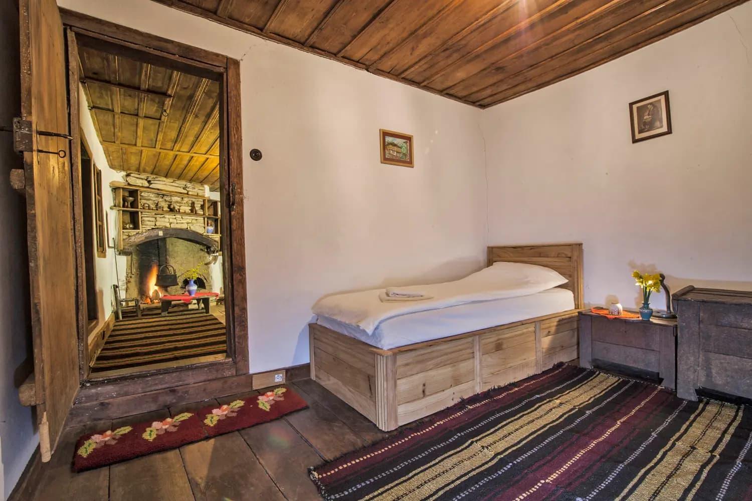 Villa Authentic House With Stunning Mountain View - Karashka Aprilzi Exterior foto